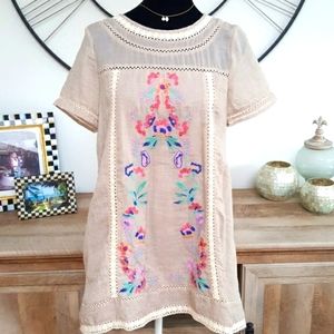 🌻NWT Umgee Floral Embroidered Dress